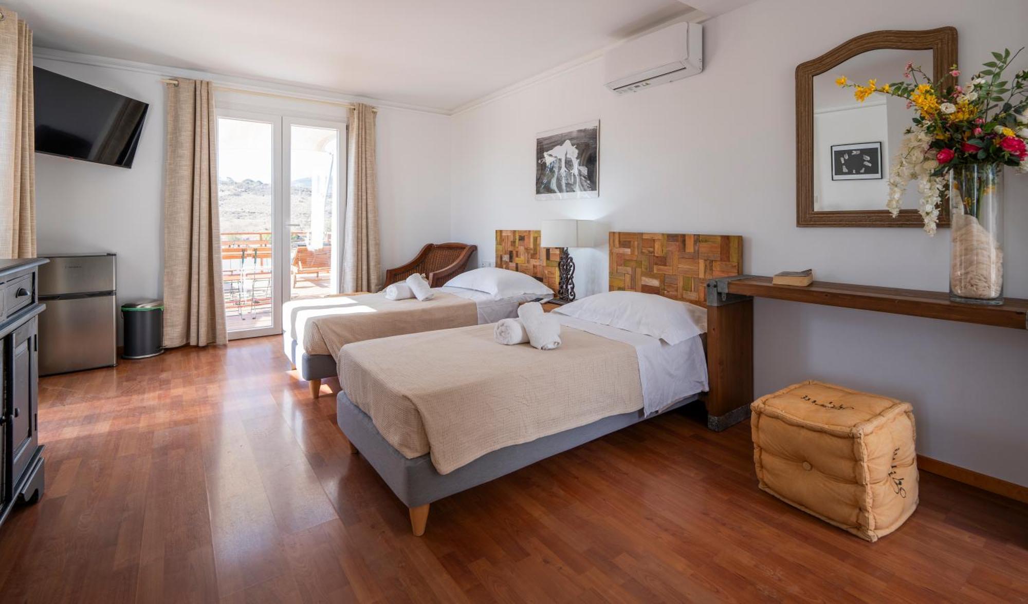 Syros Village Suites Vári Exterior foto